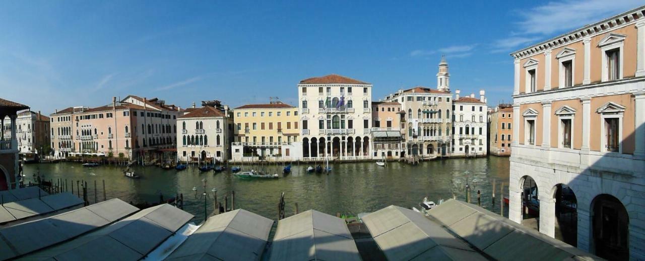 Loft Overlooking The Grand Canal Венеция Екстериор снимка